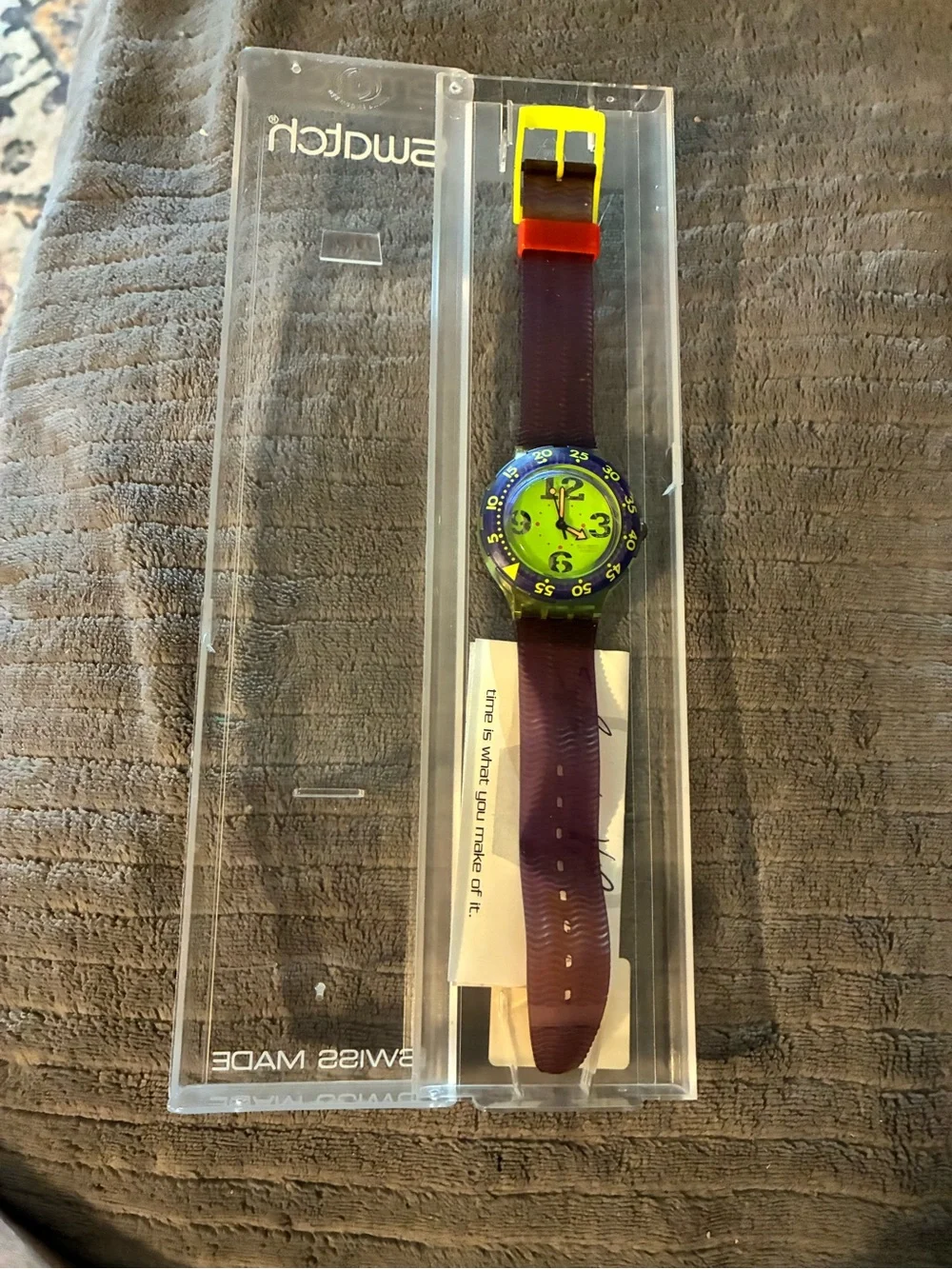 Vintage 1992 Swatch SPRAY UP SDN103 Scuba 200 Diving Watch - with box